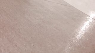 Gooning 0 Bulgarian, Shower