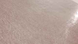 Gooning 0 Bulgarian, Shower