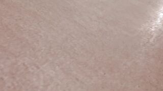 Gooning 0 Bulgarian, Shower